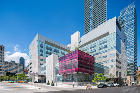 Womesn College Hospital Outside view